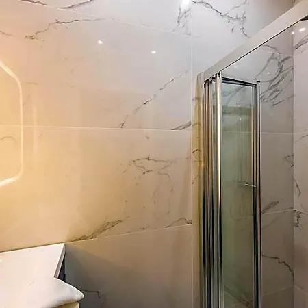 Spacious - 3br/8p - Place De La Bastille Hotel